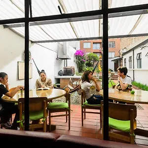 la-pinta-hostel.hotels-bogota.net/