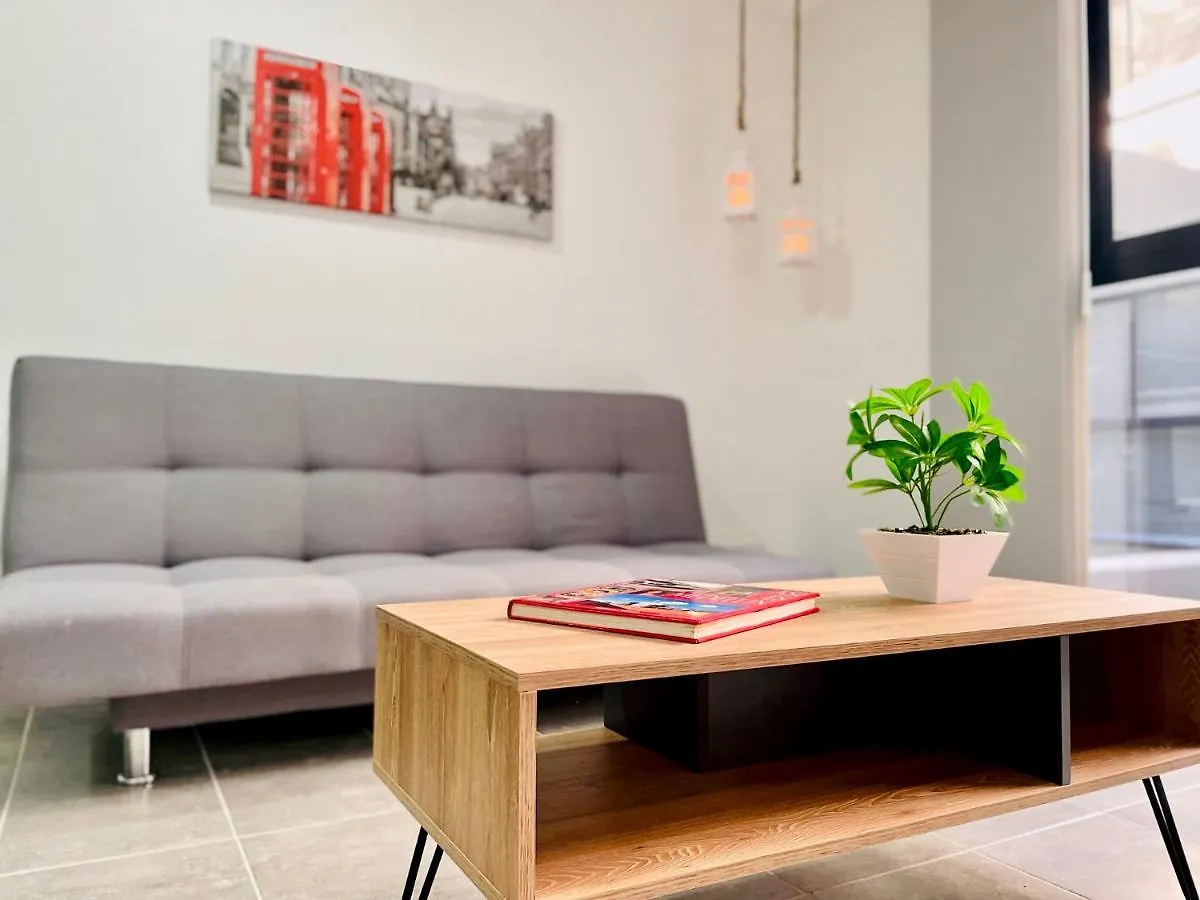 Tranvia 40 Apartments Medellin 0*,