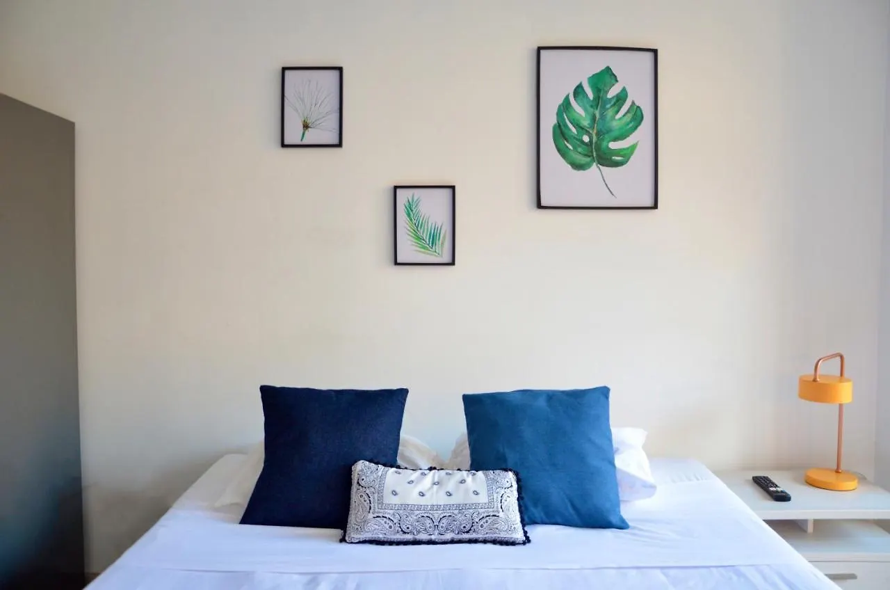 Tranvia 40 Apartments Medellin 0*,