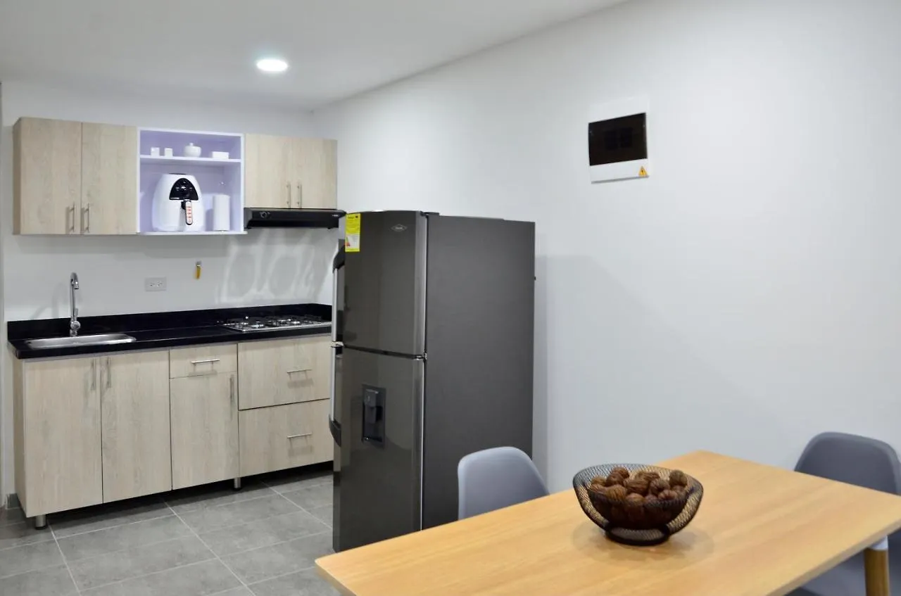 Tranvia 40 Apartments Medellin 0*,