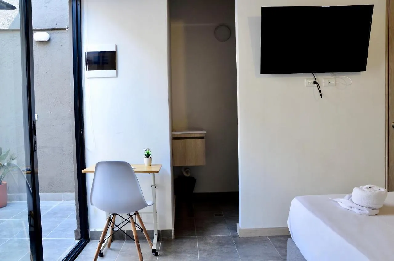 Tranvia 40 Apartments Medellin 0*,